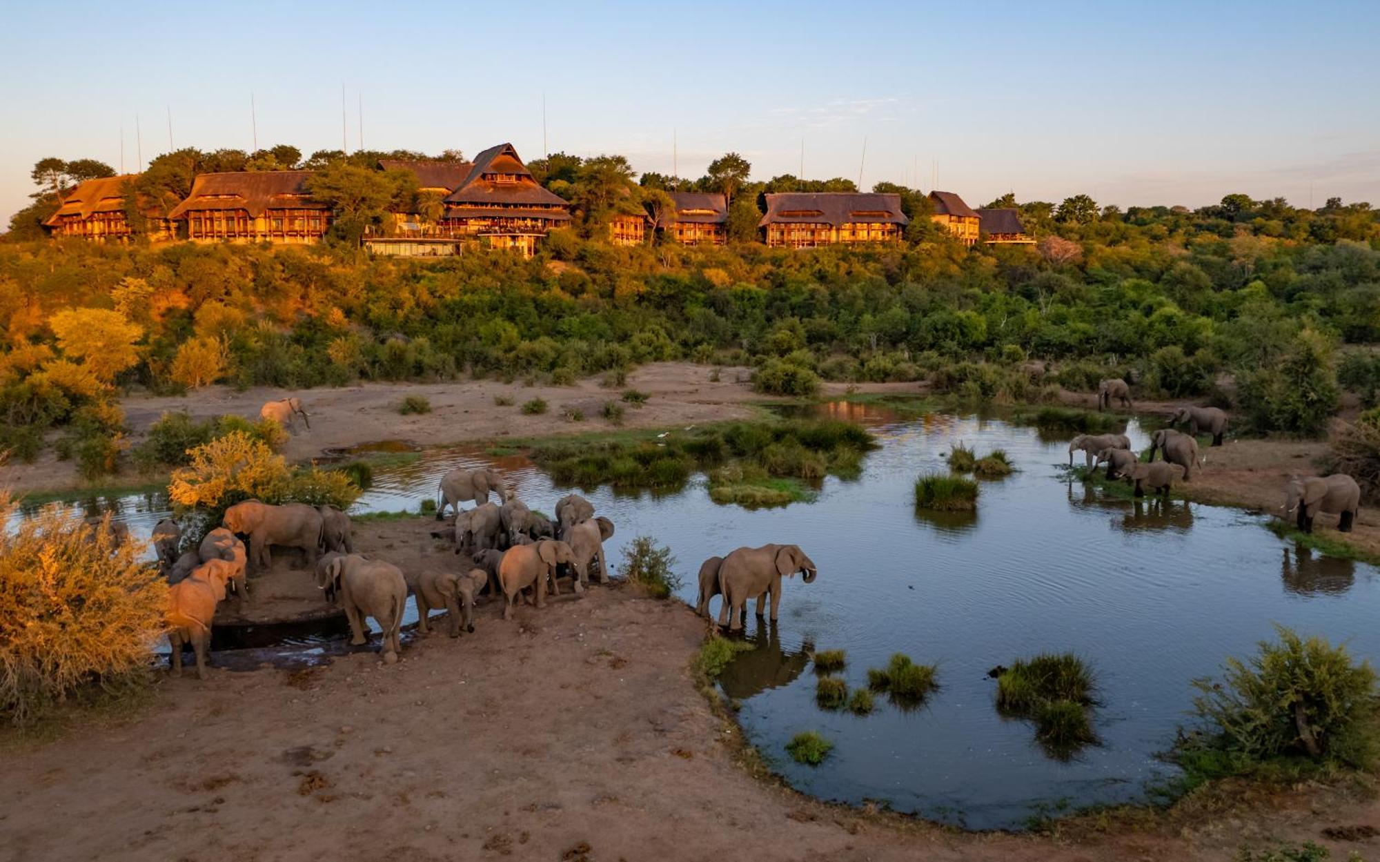 Victoria Falls Safari Lodge Exterior foto